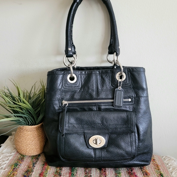 Coach Black Leather Tote Bag Vintage Style - Picture 1 of 12